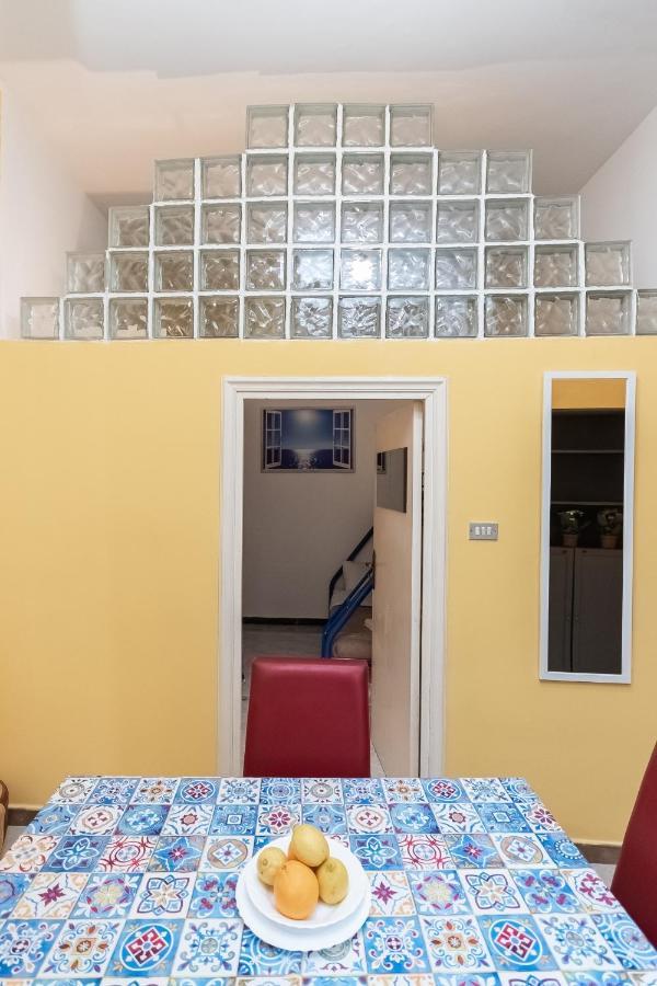 Casa Boccanegra "Aquarium" - Free Public Parking 5 Min By Car ジェノヴァ エクステリア 写真